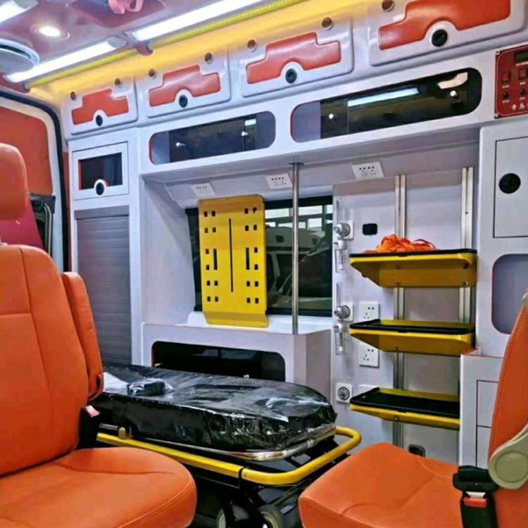 徐闻长途救护车护送病人租赁价格